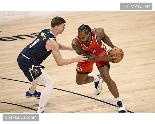 快船客场不敌太阳，伦纳德高效30分难阻对手三分雨